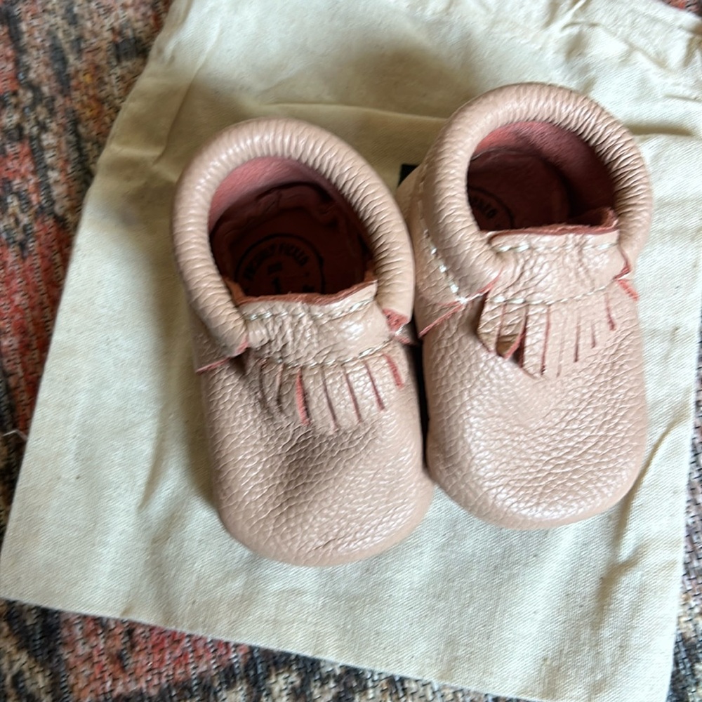 Light pink/blush Freshly Picked size 1 moccasins